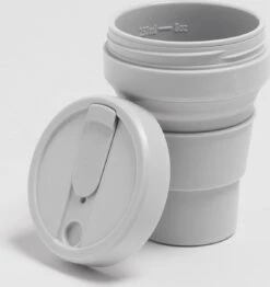 STOJO - Opvouwbare Beker - To Go - Grijs - 237ml - Herbruikbaar -Bestek Winkel 1132x1200