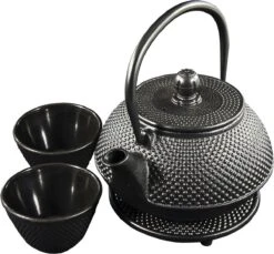 SakuraTea - Theepot Set - 4-delig - Gietijzer - Zwart - 0.8L - 2 Kopjes (100ml) -Bestek Winkel 1200x1113 1