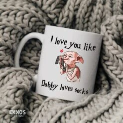 Harry Potter Dobby Mok - Harry Potter - Cadeau Voor Vrouw - Koffiemok - Grappige Cadeaus - Cadeau Voor Man - Kado Man - Kado Vrouw - Valentijn Cadeautje Voor Haar - Mokken En Bekers - Verjaardag Cadeau - Koffiekopjes - Mok Met Tekst -Bestek Winkel 1200x1200 342
