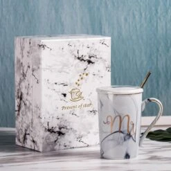 Merkloos Set Van 2 Mokken - Mok Set - Couple Mok - Koffiemok - Koffiebeker - Beker - Mokken En Bekers - Beker Met Lepel En Deksel - 400 Ml - Keramiek - Mr./Mrs. - Blauw/roze 13 Merkloos Set Van 2 Mokken - Mok Set - Couple Mok - Koffiemok - Koffiebeker - Beker - Mokken En Bekers - Beker Met Lepel En Deksel - 400 Ml - Keramiek - Mr./Mrs. - Blauw/roze -Bestek Winkel 1200x1200 464