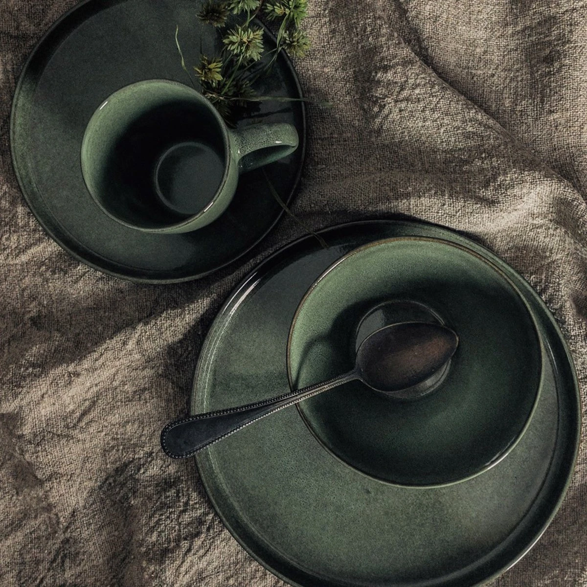 Dutch Rose Serenity - Dutch Rose Set 16 Delig Servies Groen 2 Dutch Rose Serenity - Dutch Rose Set 16 Delig Servies Groen - Afbeelding 2