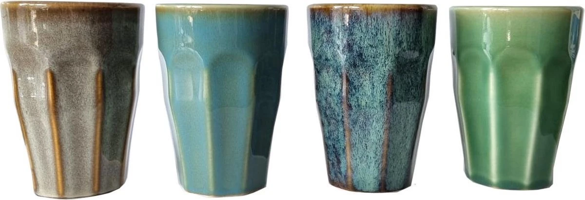 Merkloos Melkbekers - 4x Stuks - Diverse Kleuren - Porselein - 330 Ml 1 Merkloos Melkbekers - 4x Stuks - Diverse Kleuren - Porselein - 330 Ml