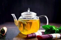 Feelino Special Edition Thee- En Koffiepot 800 Ml Met Zeef In De Uitloop En Glazen Deksel, Ideaal Voor 2 Personen -Bestek Winkel 1200x794 3