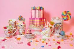 Blond Amsterdam Unicorn Mok - Made With Magic - 350 Ml -Bestek Winkel 1200x800 17