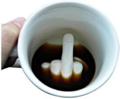 Merkloos Middelvinger Koffiemok - Grappig - Creatief - Perfect Cadeau - Humor - Thee - Melk - Keramiek 8 Merkloos Middelvinger Koffiemok - Grappig - Creatief - Perfect Cadeau - Humor - Thee - Melk - Keramiek -Bestek Winkel 1200x997