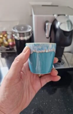 Costa Nova - Grespresso Servies - 6 Espresso Kopjes - Roze-Grijs-Azur-Red-Wit -Turquoise - Aardewerk - H 5.9 Cm -Bestek Winkel 776x1200 1